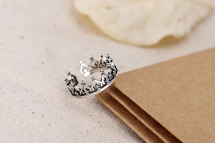 Bohemian Crown Antique Ring for Women & Men – Gothic Punk Silver Ring